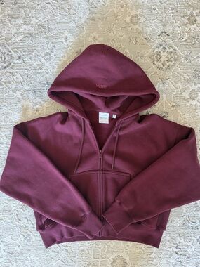 Aritzia Sweatfleece Zip-Up Hoodie in Maroon